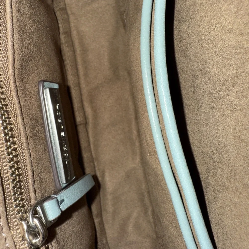 NWT Tory Burch 135751 Small Kira Patent Camera Bag in Light Arctic MSRP $498